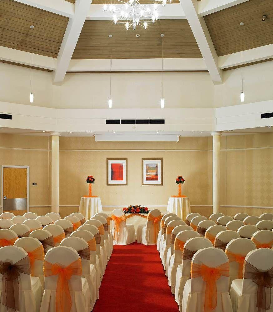 Delta Hotels By Marriott פטרבורו מראה חיצוני תמונה