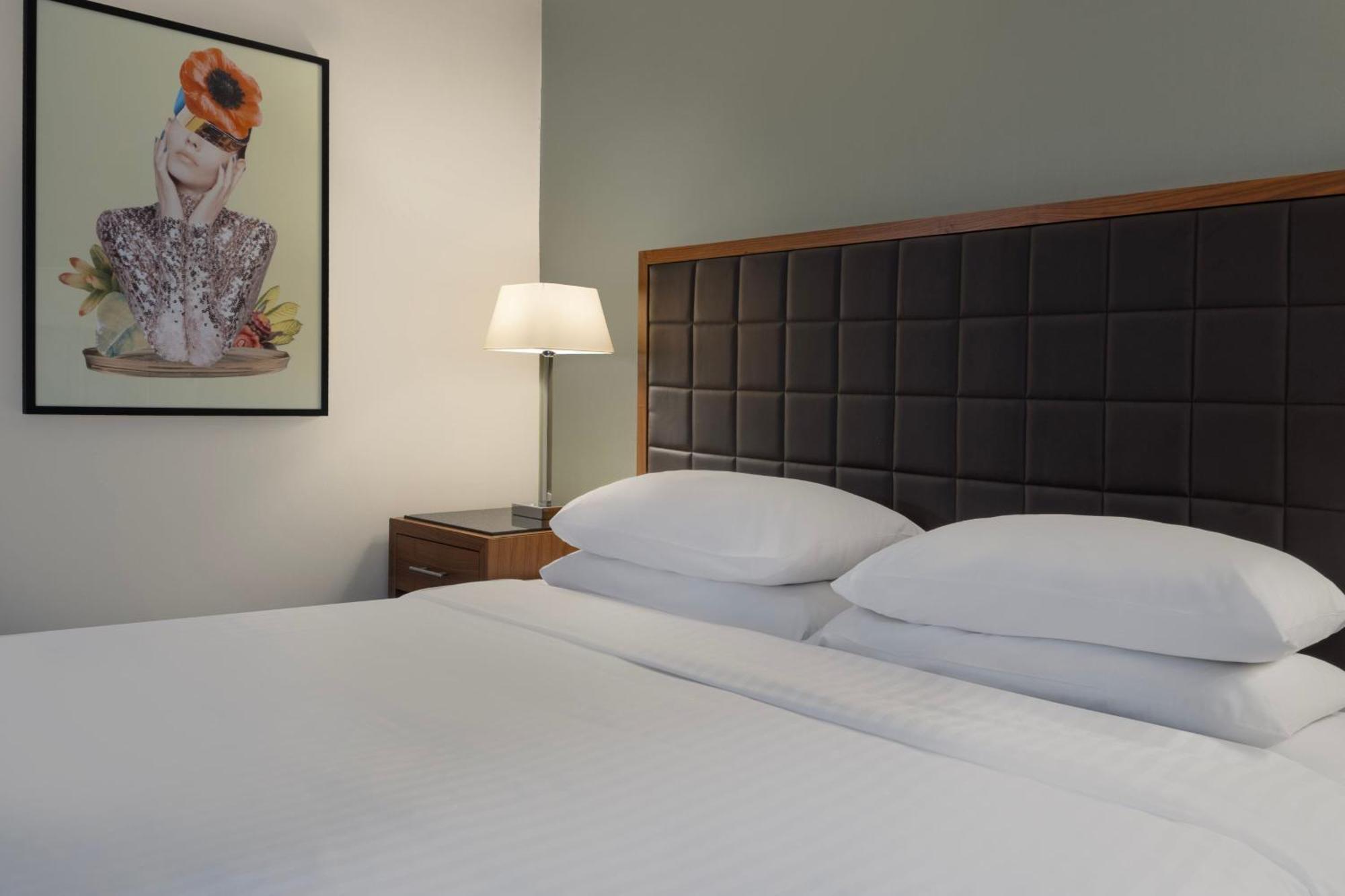 Delta Hotels By Marriott פטרבורו חדר תמונה